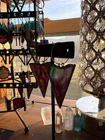 2” Iridescent Ripple Fuchsia Stained Glass Shields