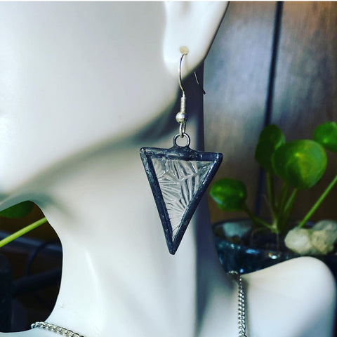 1” Clear Florentine Glass Triangle Earrings